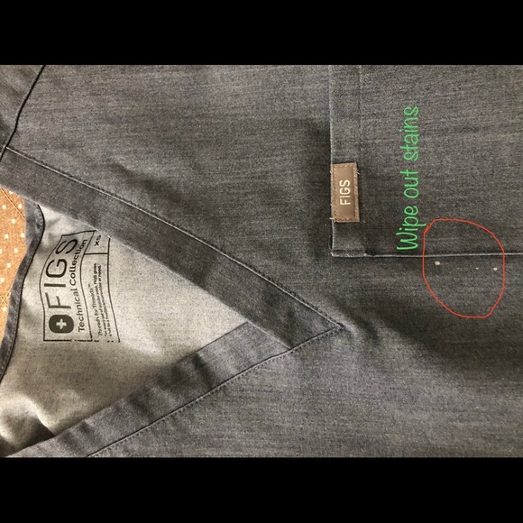 Figs Scrub Set in XS & XS/P - Picture 2 of 9